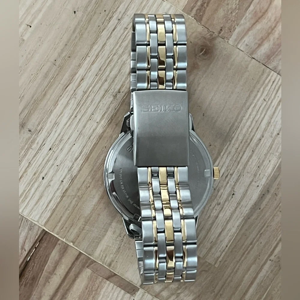 Seiko RARE Monterey Bay Invitational Golf Men’s Watch White Dial 2-Tone Bracelet